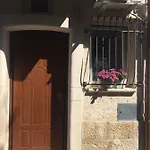 San Domenico 3* مولا دي باري